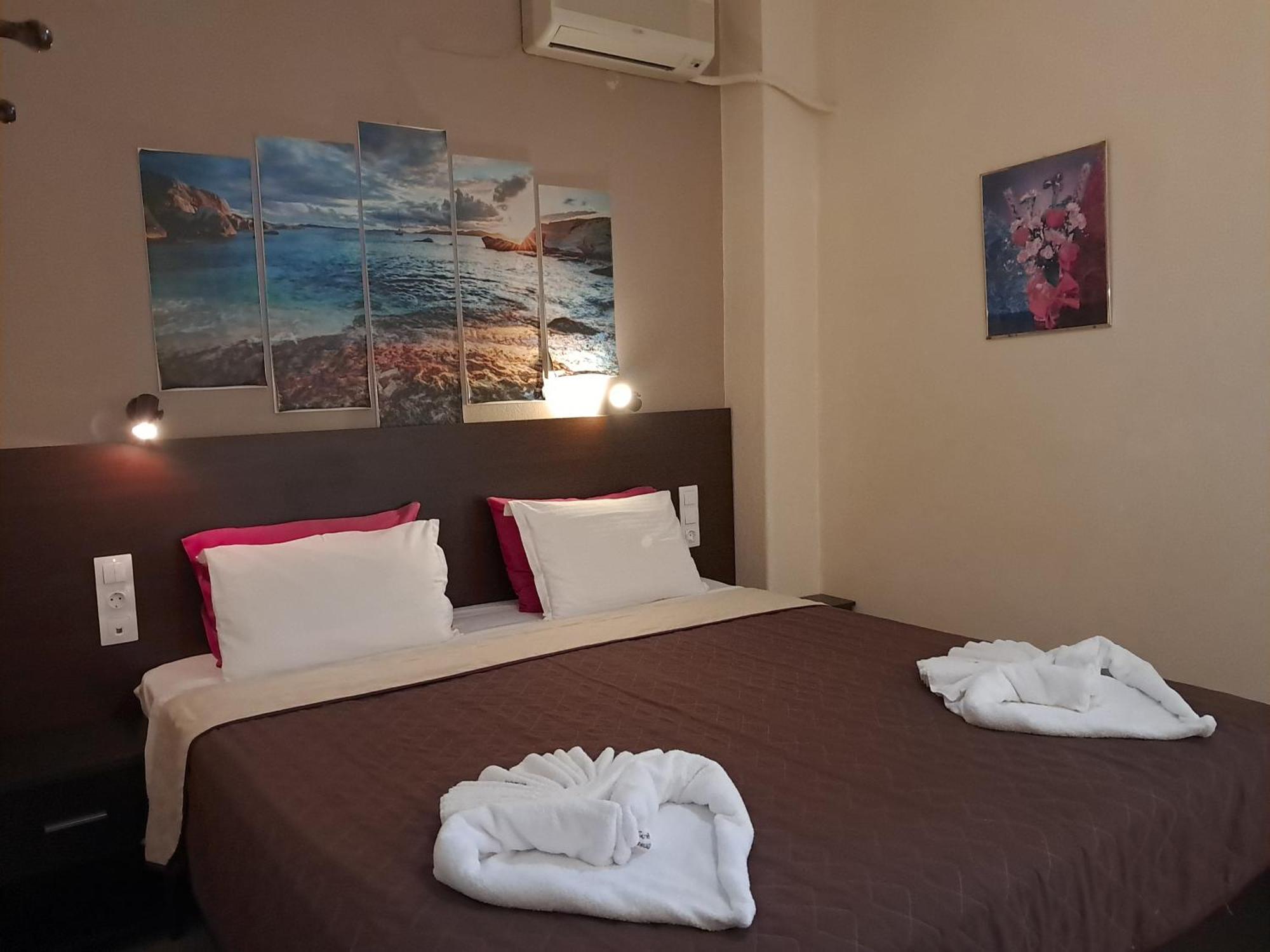 Gorgona Hotel Патитири Екстериор снимка